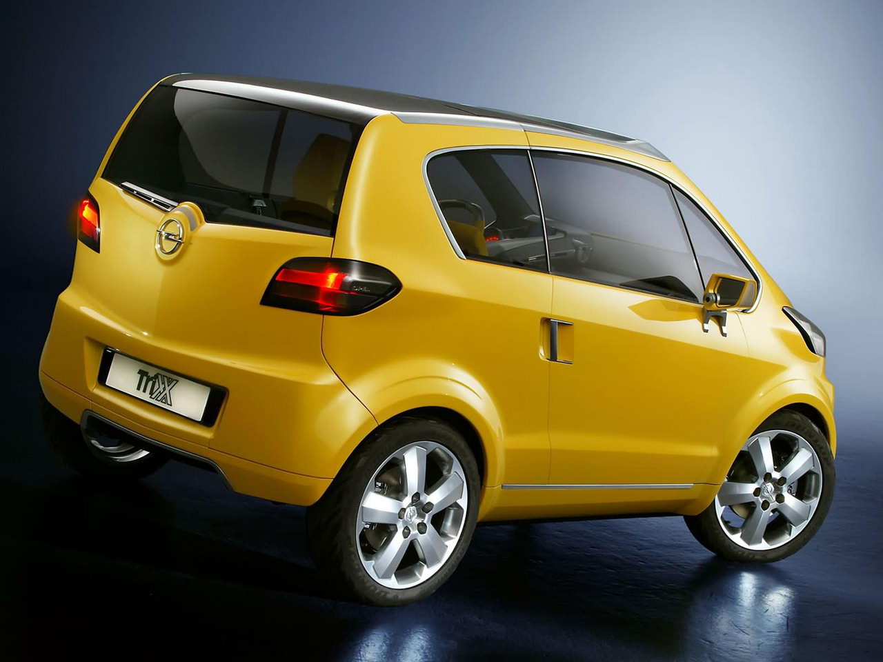 Opel TRIXX 2004 004.jpg